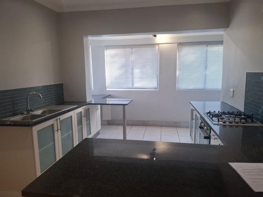 To Let 2 Bedroom Property for Rent in Gardens Western Cape